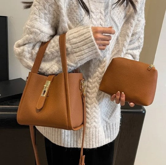 Bucket purse