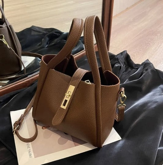 Bucket purse